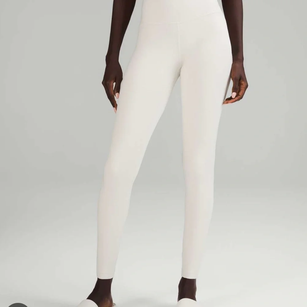 Lululemon Align High-Rise Pant Legging • Size 4 • Bone - Picture 2 of 13